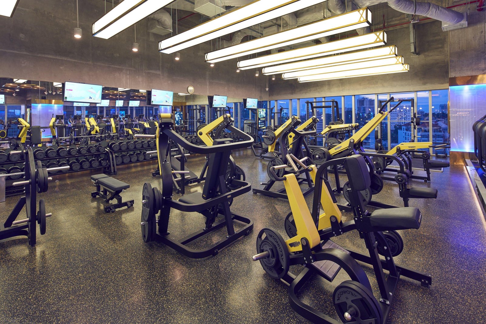 Fusion Original Saigon Centre, gym and yoga studio