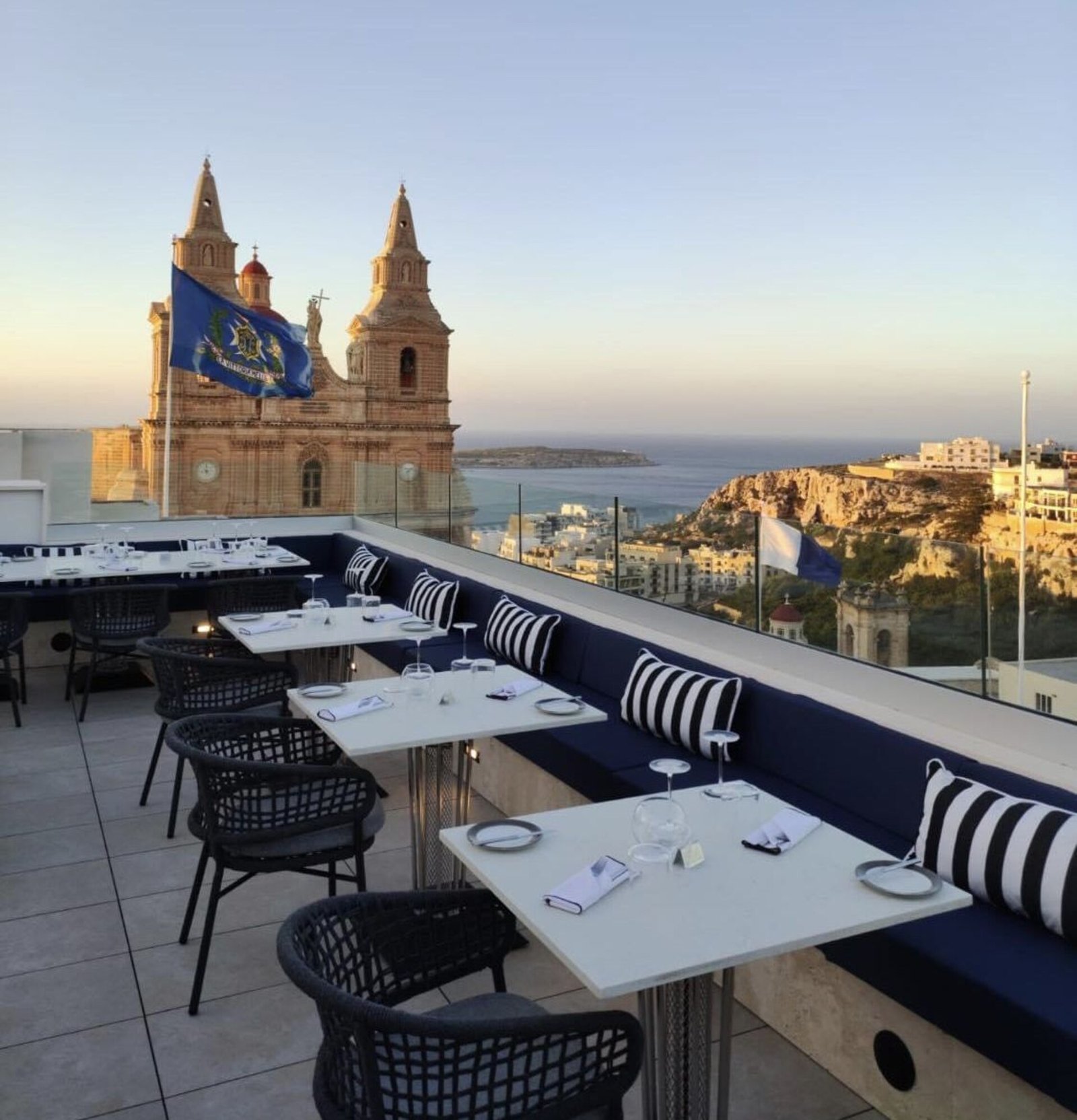 Lure Hotel & Spa, at the table