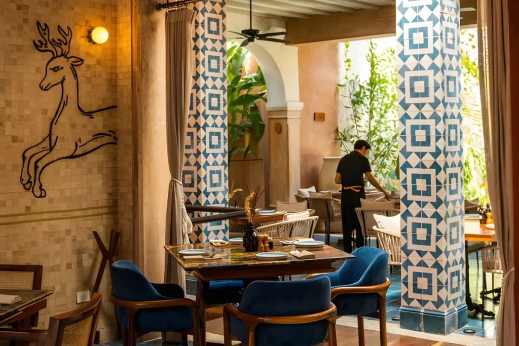 CIGNO ERMITA HOTEL, eat & drink