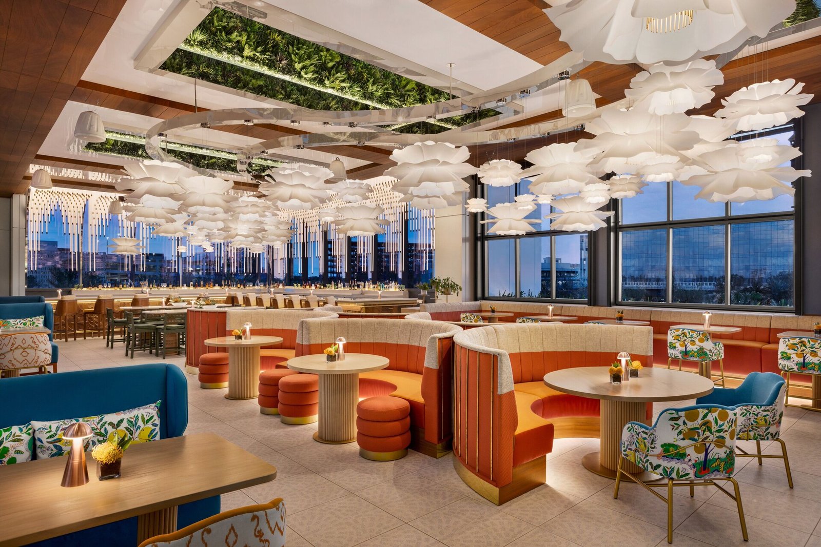 Lake Nona Wave Hotel, eat & drink