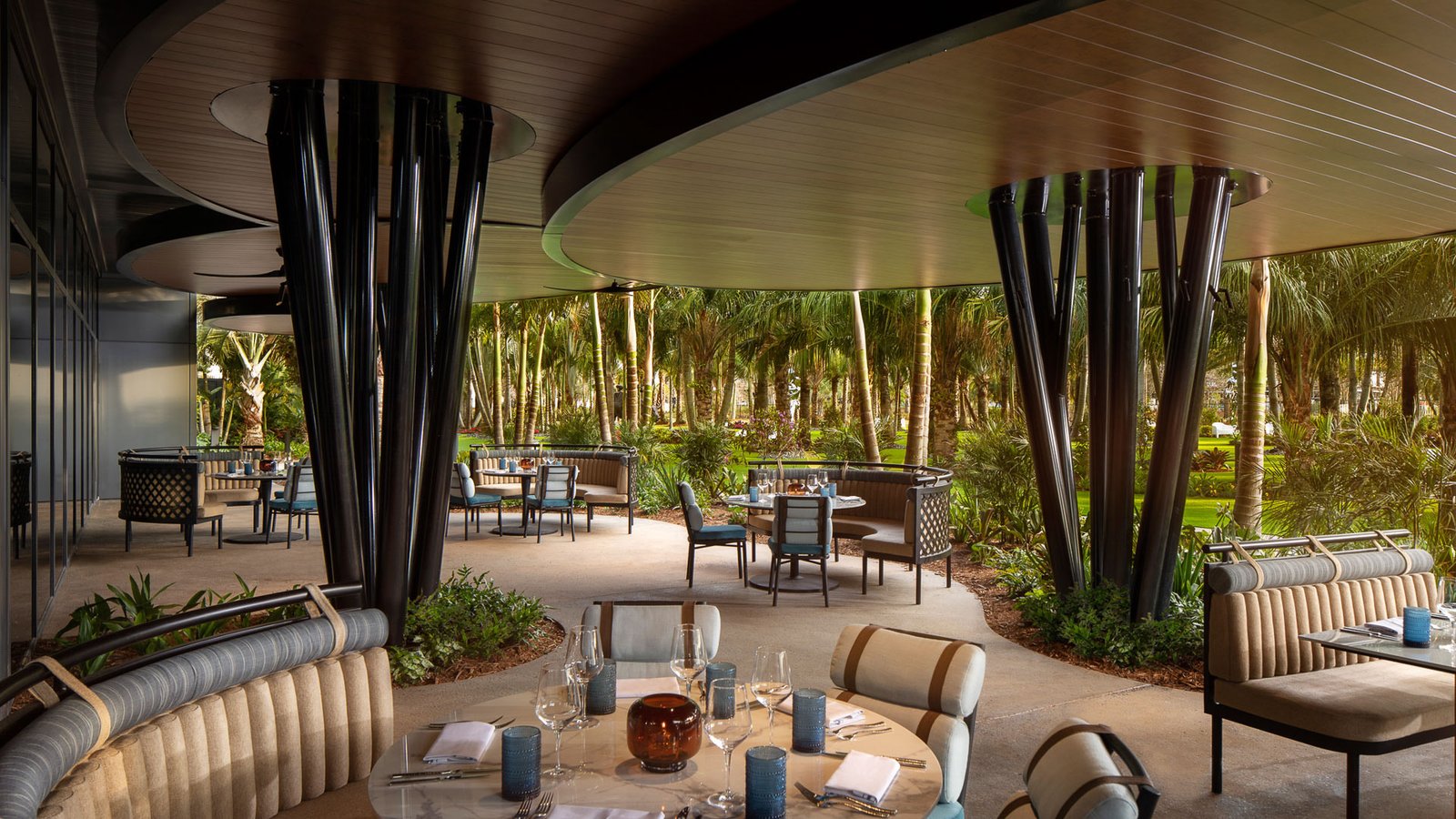 Lake Nona Wave Hotel, eat & drink