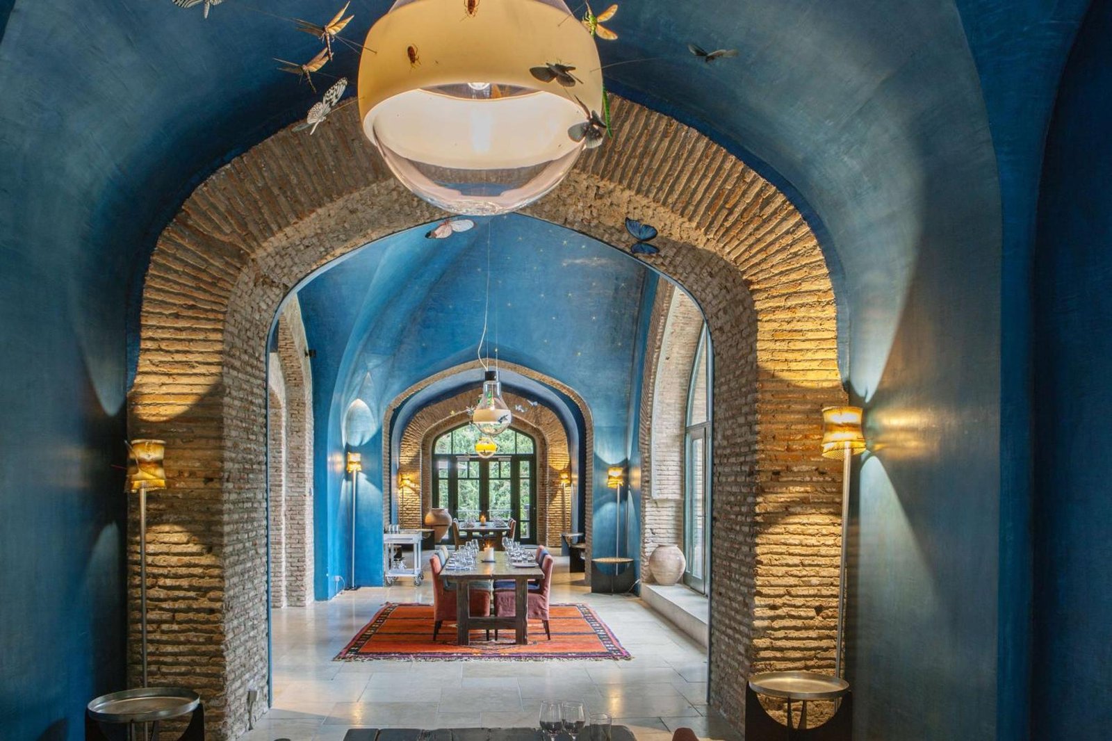 Tsinandali Estate, at the table