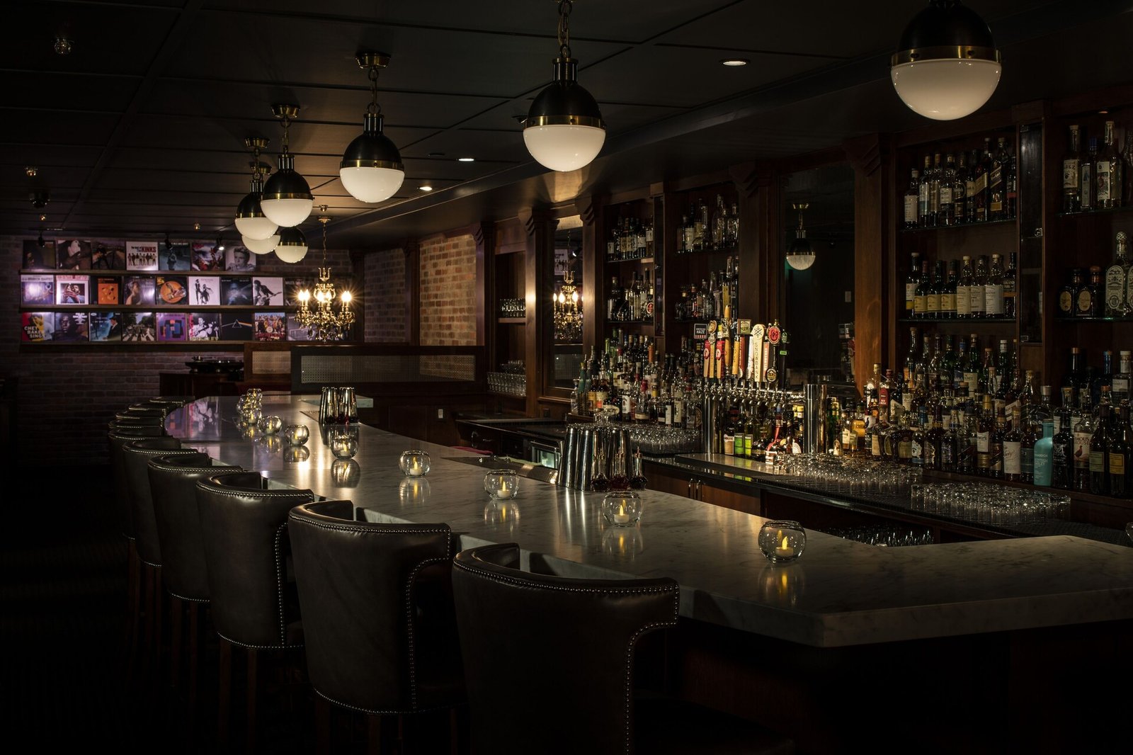 The Armstrong Hotel, eat & drink