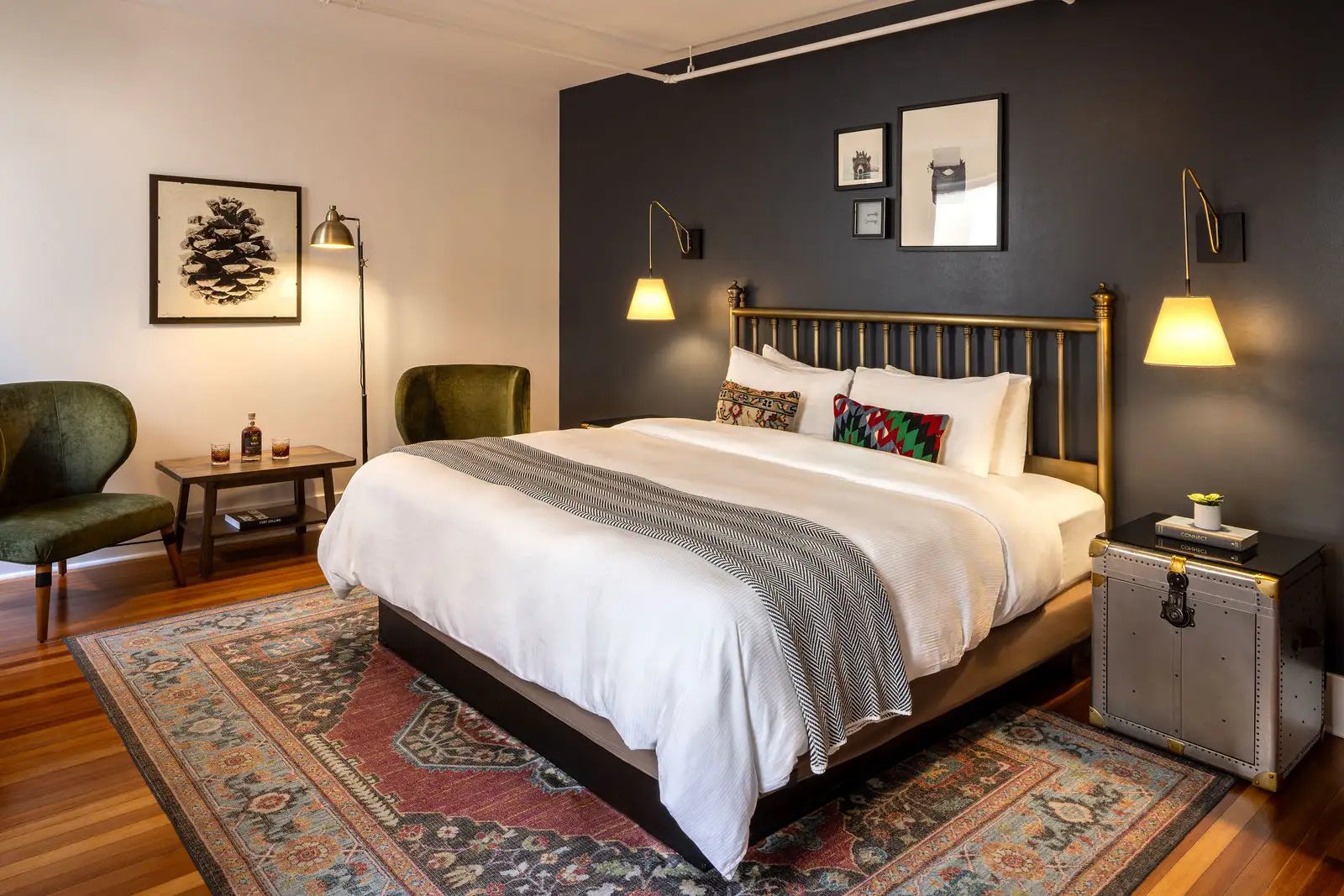 The Armstrong Hotel, rooms