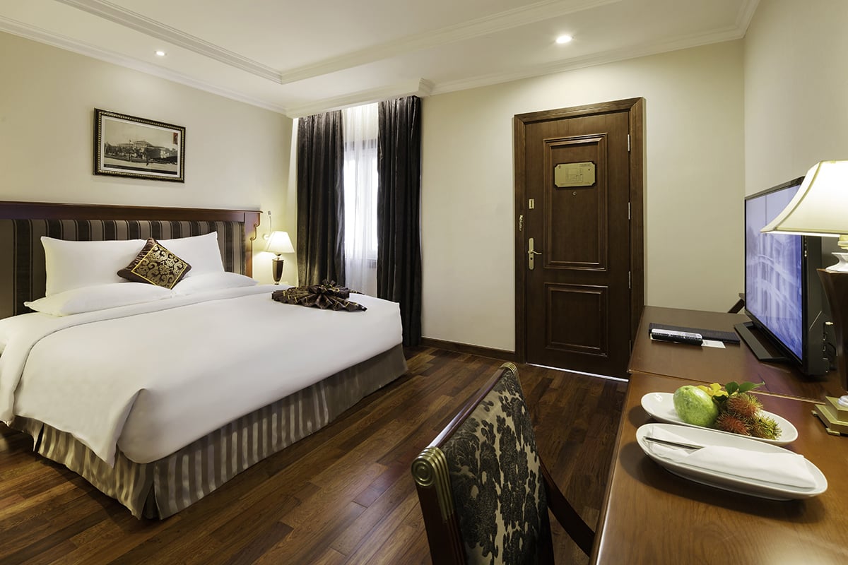 Rex Hotel — rooms