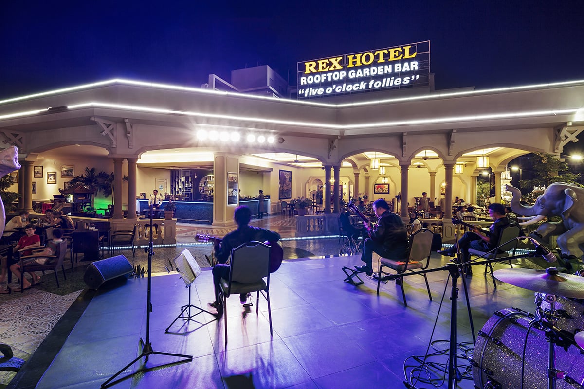 Rex Hotel, rooftop garden bar