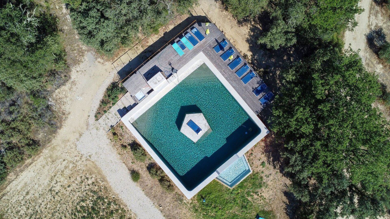 Domaine La Ferme Hi Bride, the pool