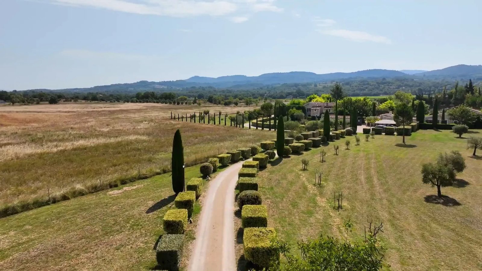 Le Mas Les Eydins : Maison d'hôtes et table gastronomique en Luberon, vibe