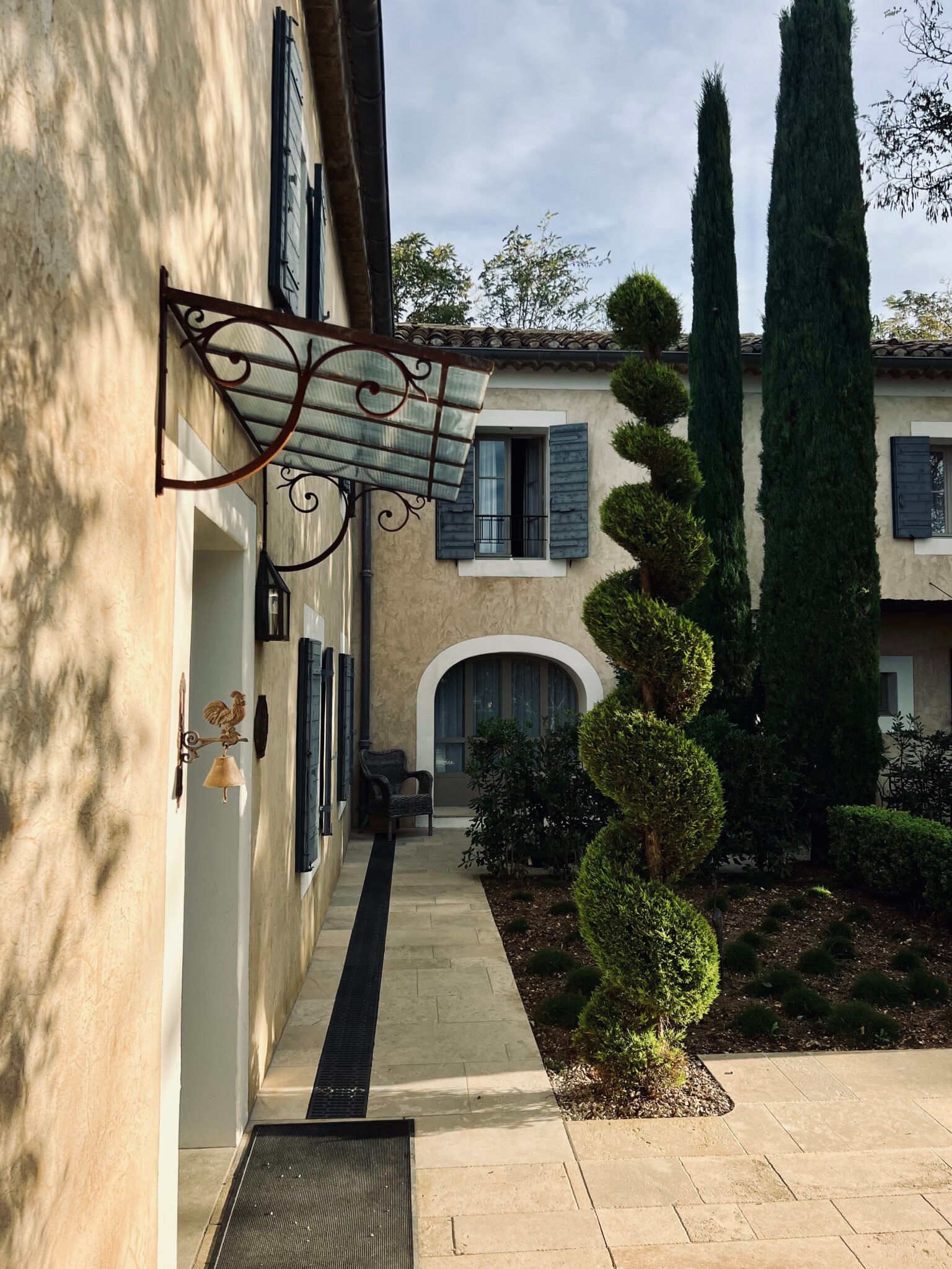 Le Mas Les Eydins : Maison d'hôtes et table gastronomique en Luberon, backstory
