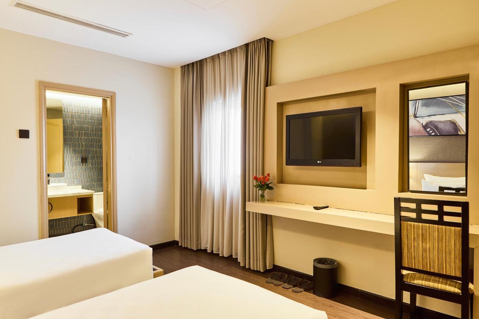 Central Park Saigon — rooms