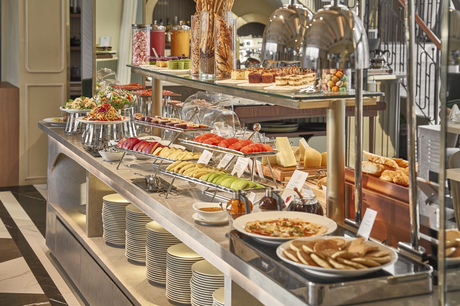 La Siesta Premium Saigon — eat & drink