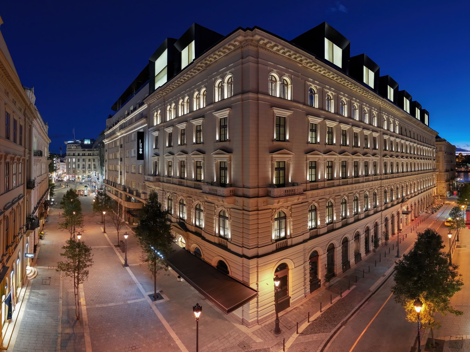 Dorothea Hotel, Budapest, Autograph Collection, backstory