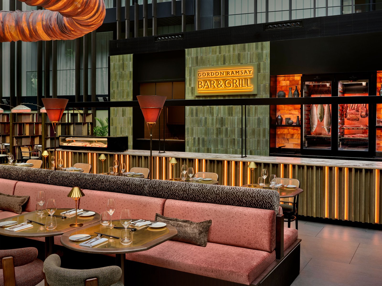 Dorothea Hotel, Budapest, Autograph Collection, eat & drink