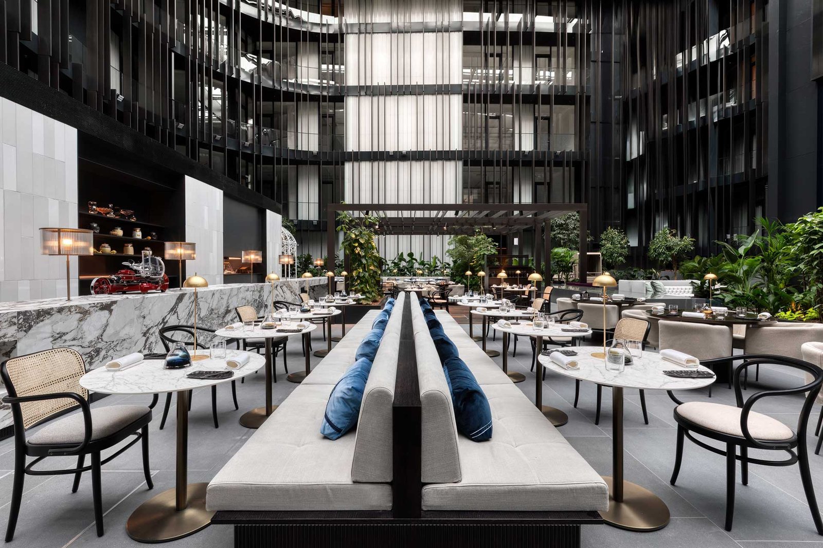 Dorothea Hotel, Budapest, Autograph Collection, eat & drink