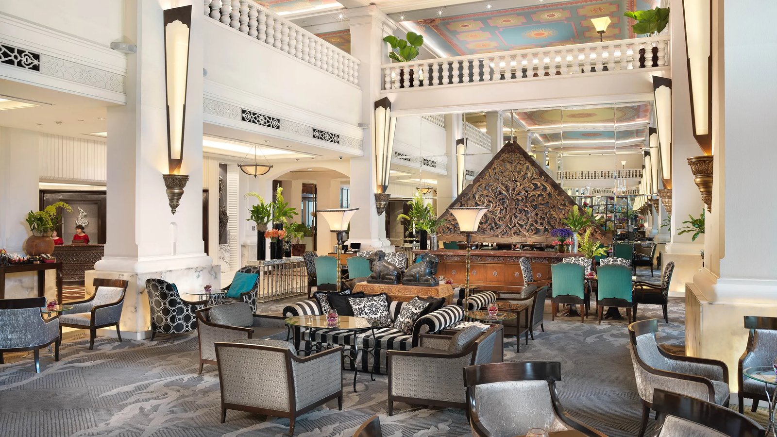 Anantara Siam Bangkok Hotel — vibe