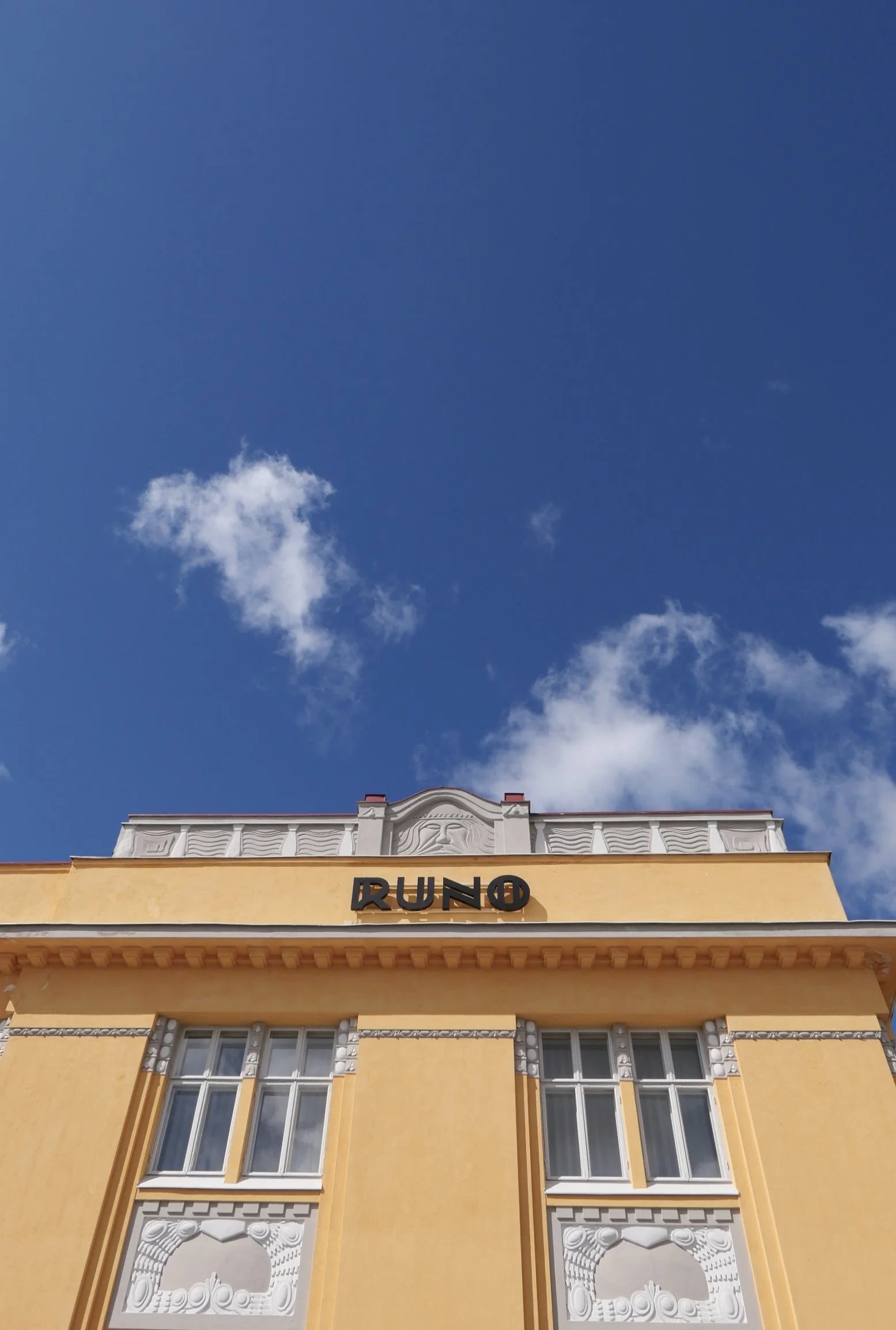 Runo Hotel Porvoo, backstory