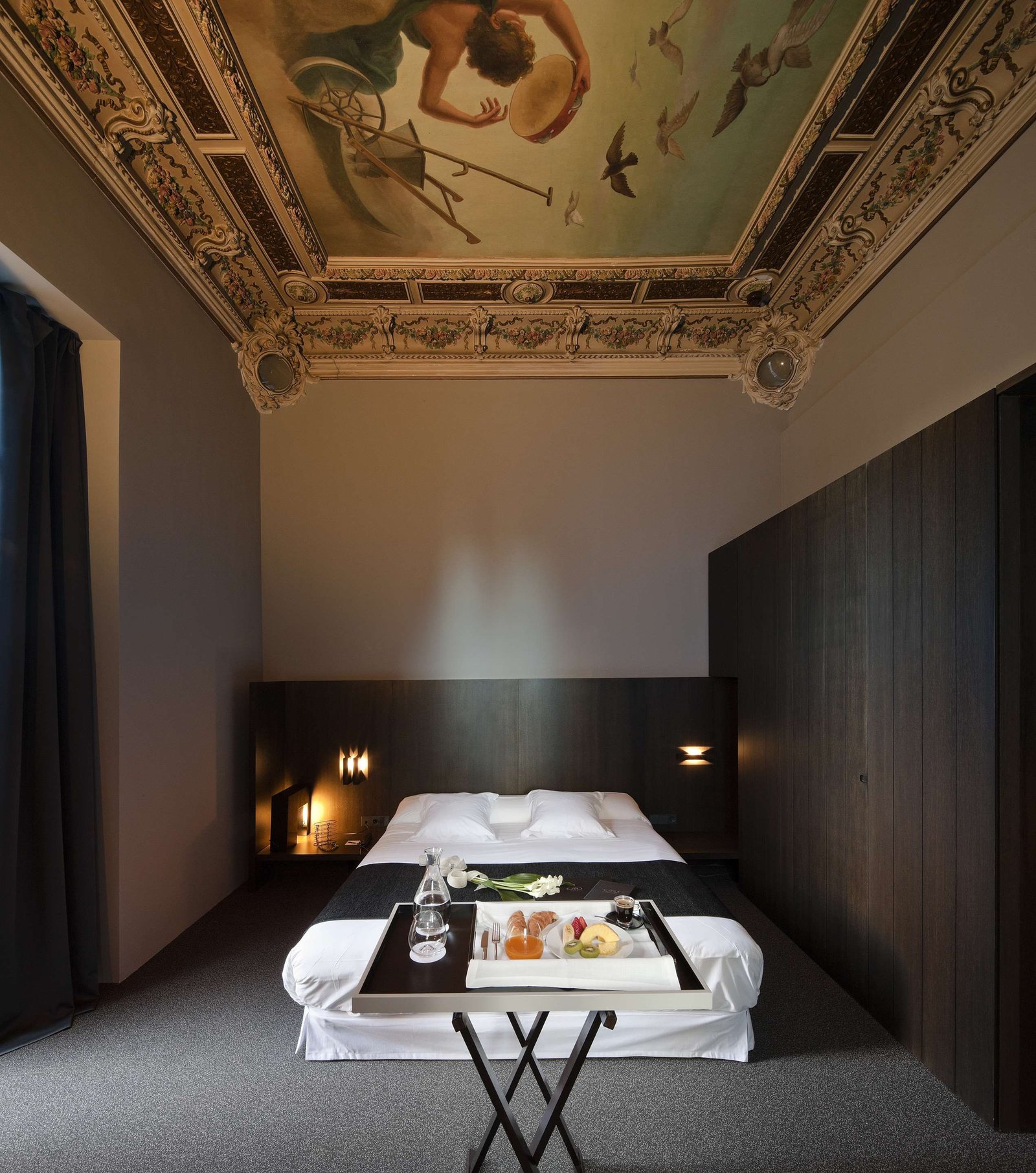 Caro Hotel, rooms