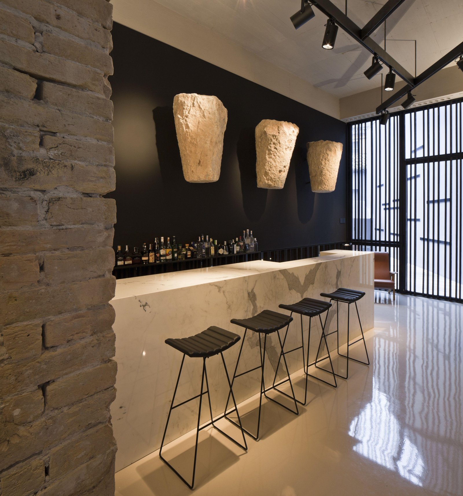 Caro Hotel, eat & drink