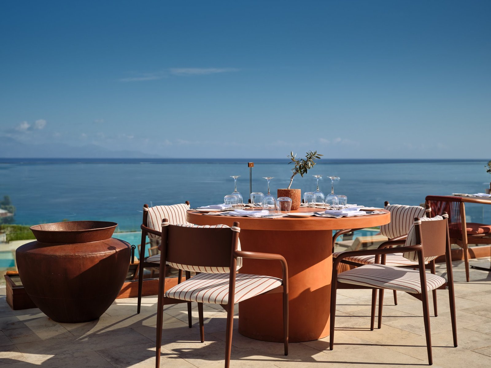 Lesante Cape, at the table