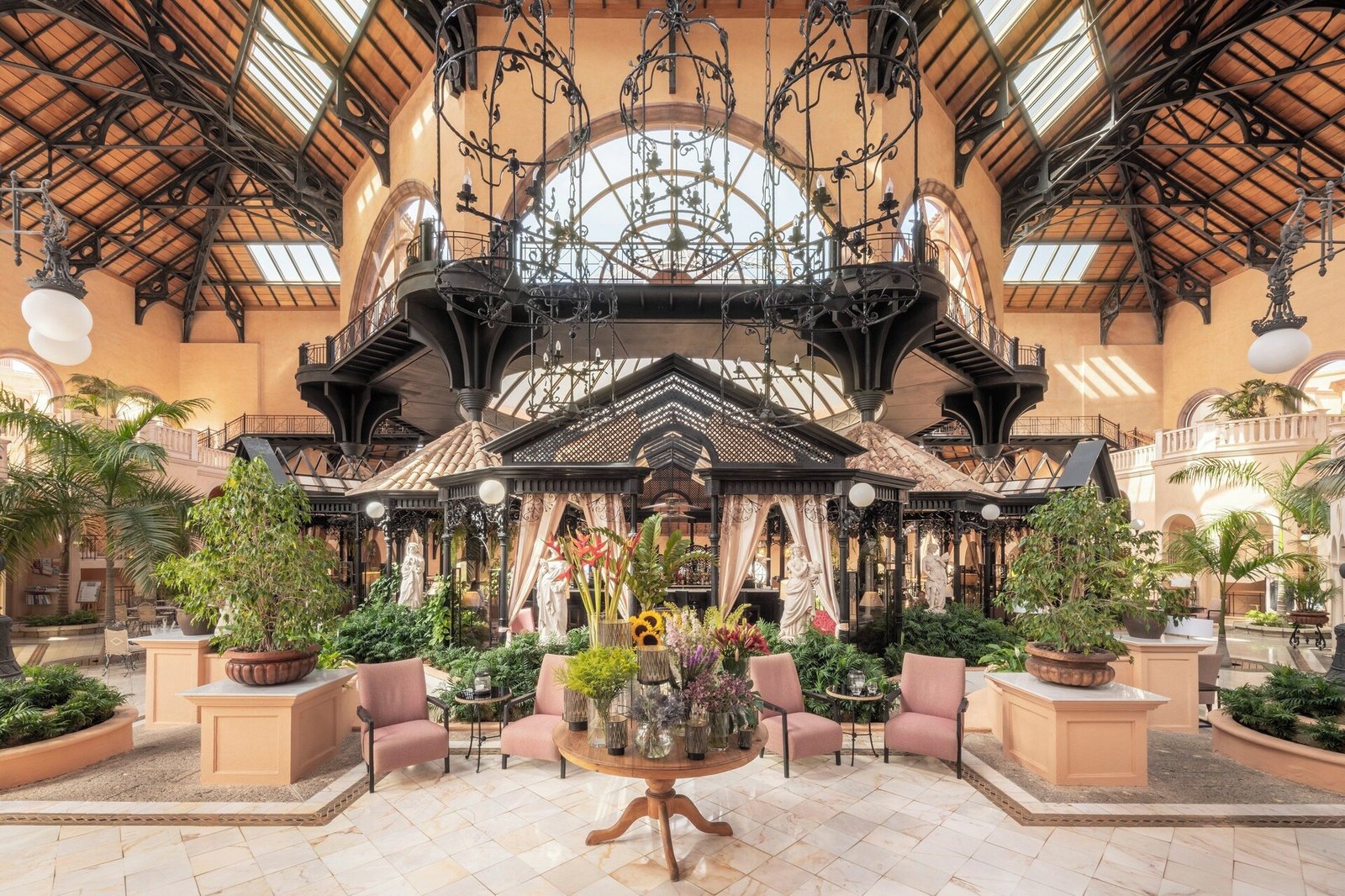 Gran Hotel Bahía del Duque Resort