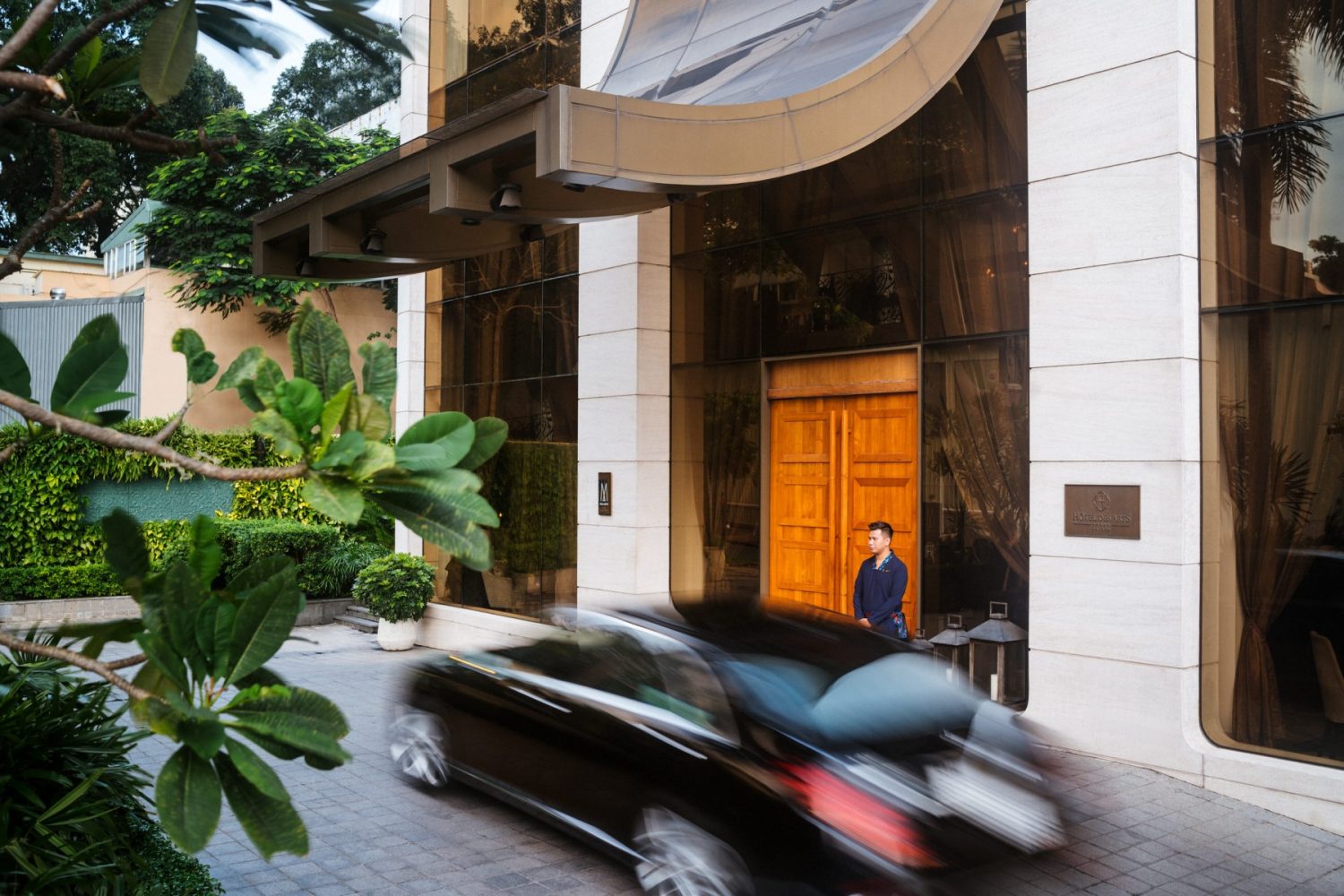 Hôtel des Arts Saigon — backstory