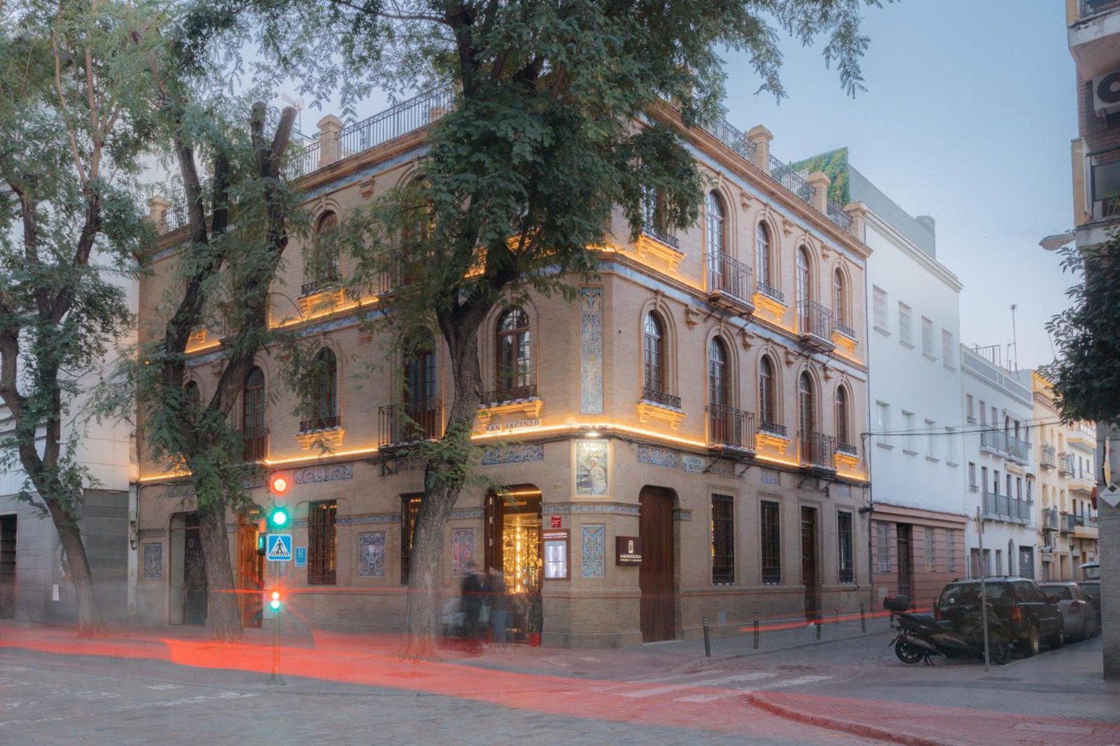 Cavalta Boutique Hotel, backstory