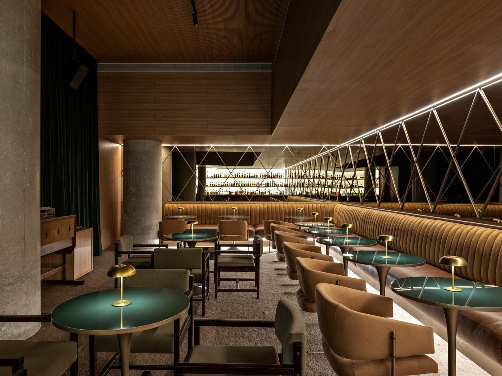 Pulso Hotel Faria Lima, eat & drink