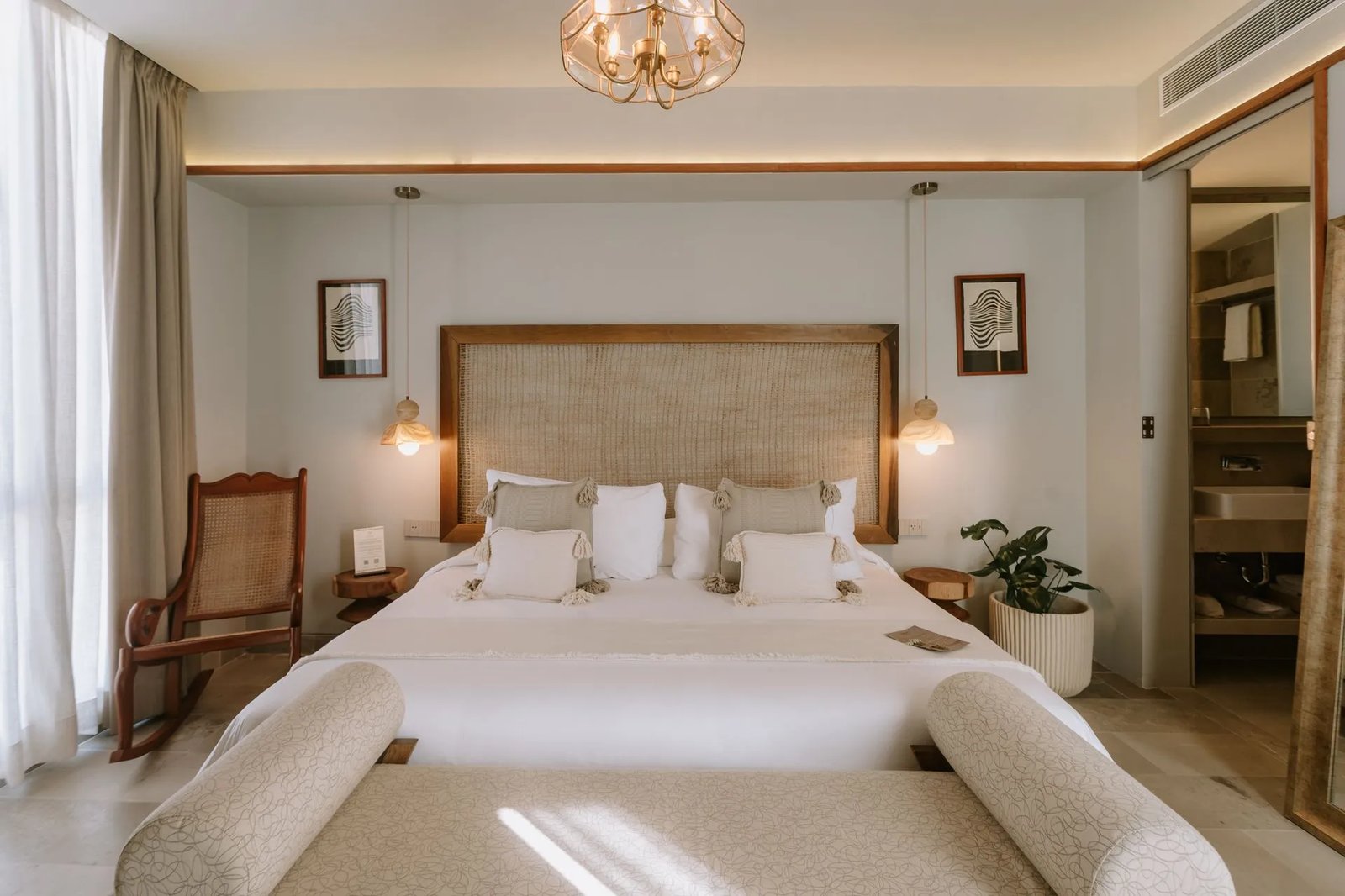 Hotel Sureño, rooms