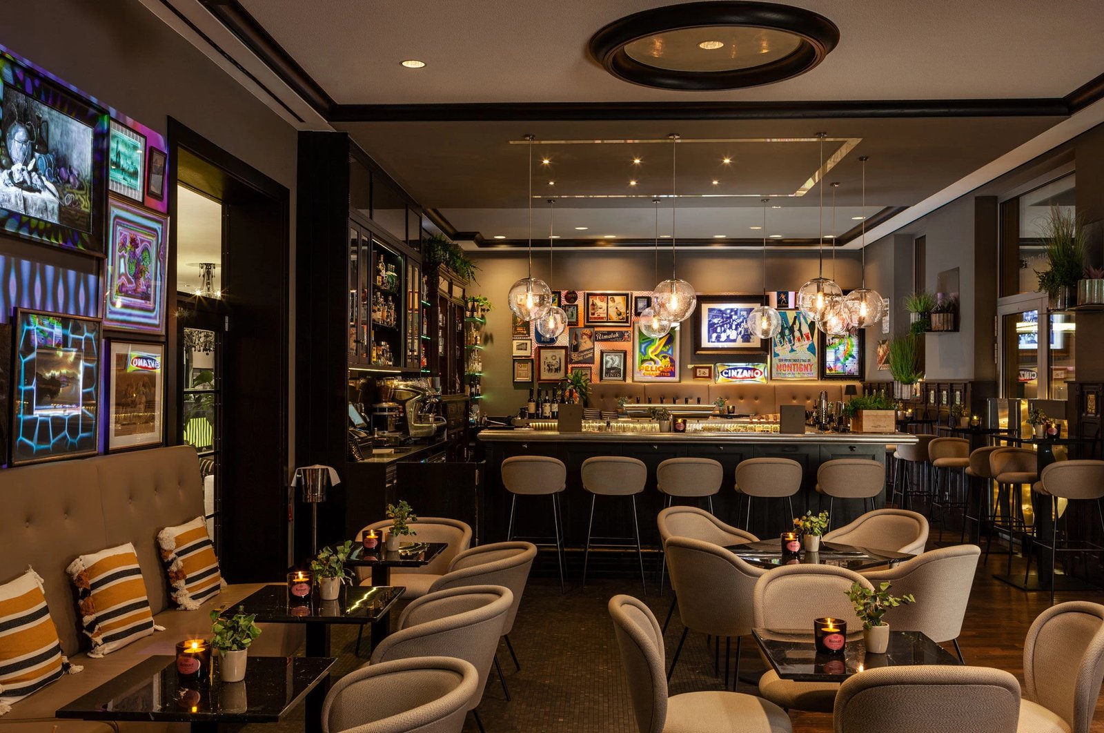 Hotel Maximilian's, eat & drink
