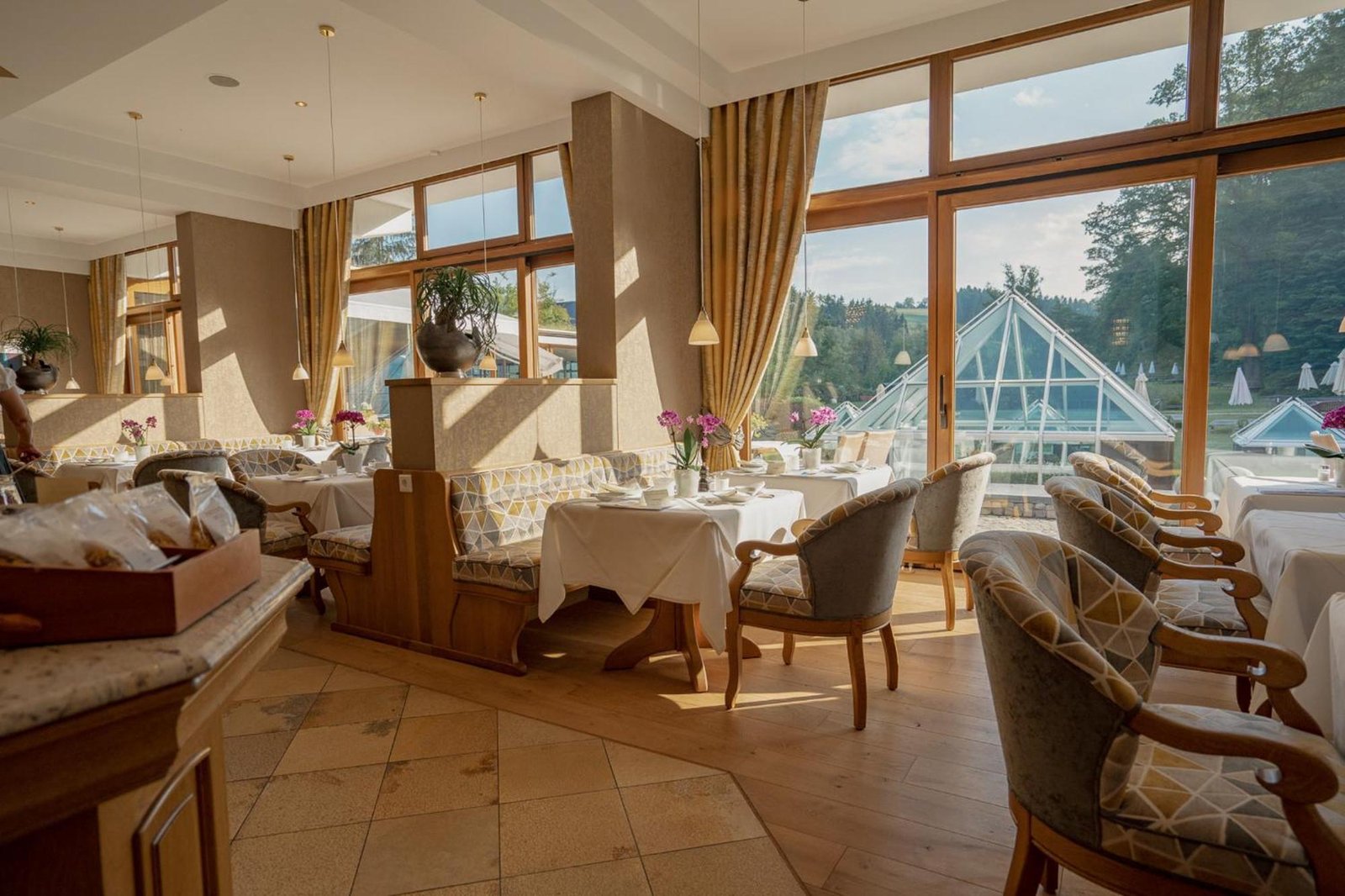 Hotel Deimann, at the table