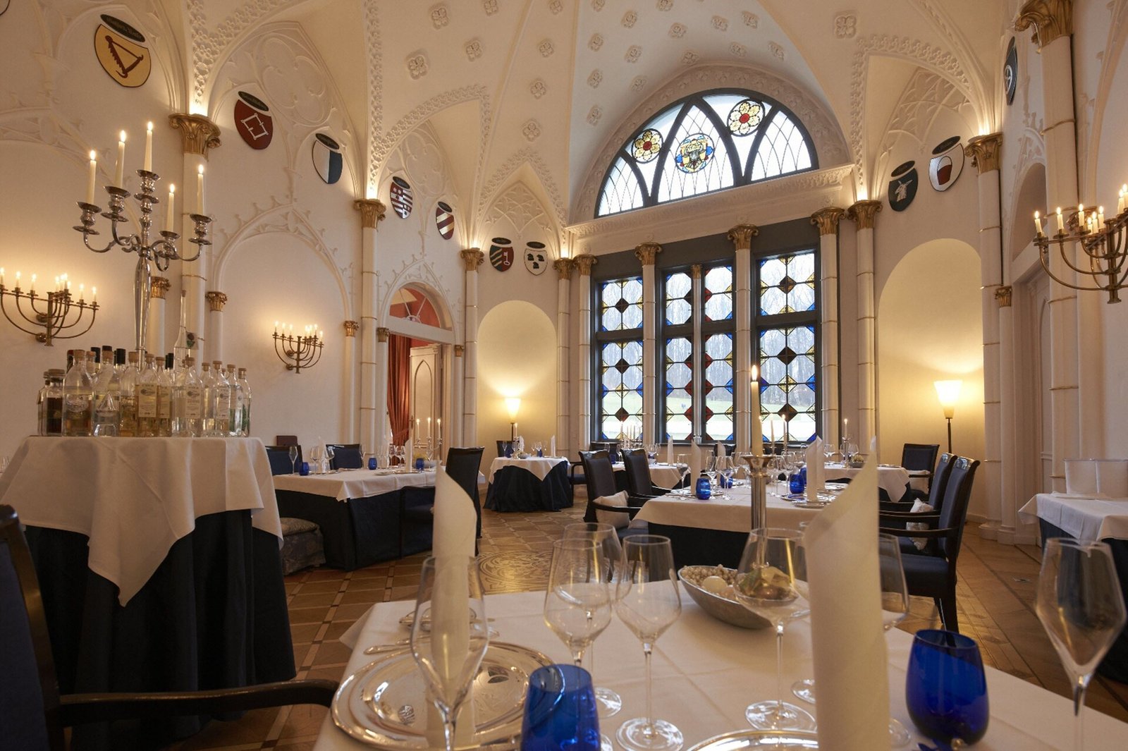 Schlosshotel Burg Schlitz, restaurant wappensaal