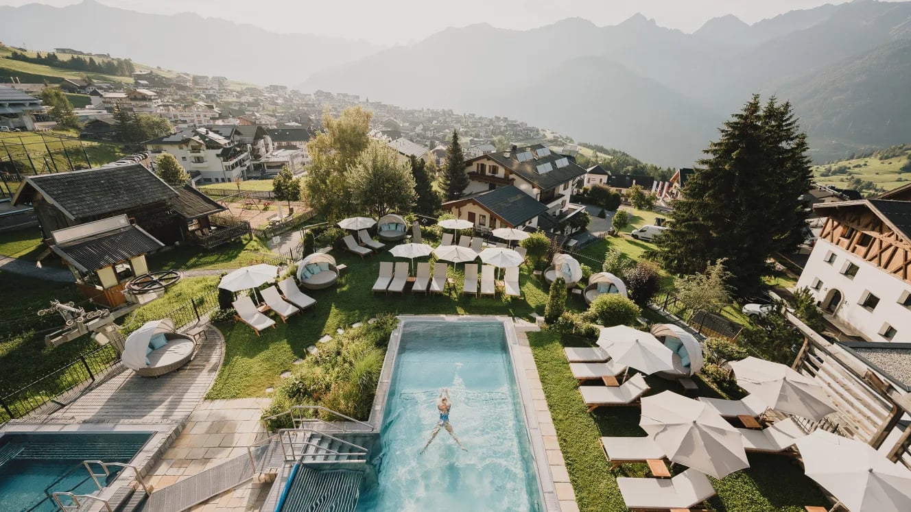 Schlosshotel Fiss, the pool