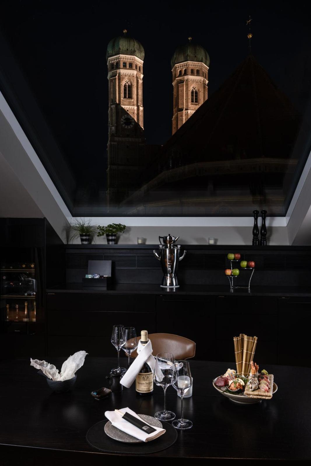DO & CO Hotel München, rooms
