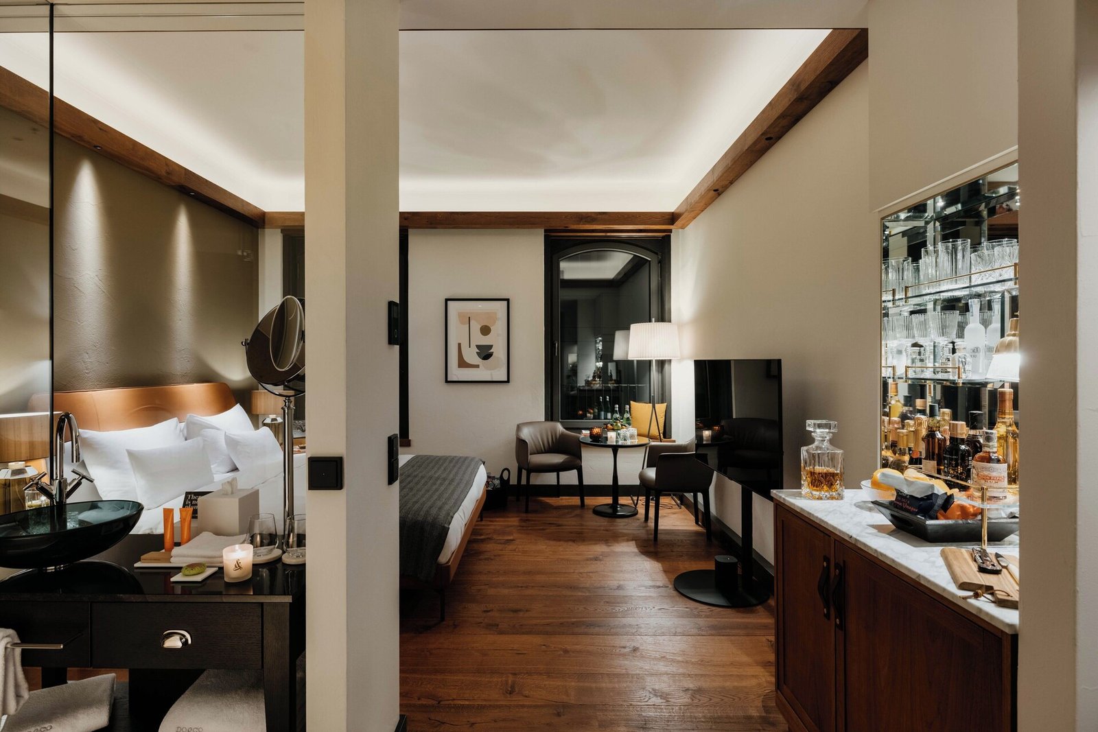 DO & CO Hotel München, rooms