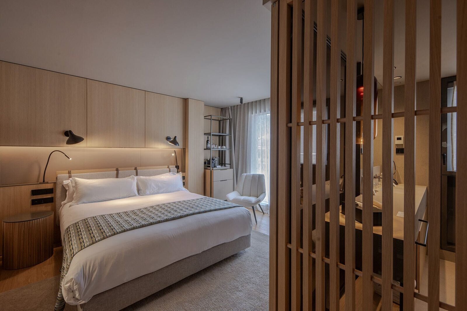 The Blackpine Hotel, rooms