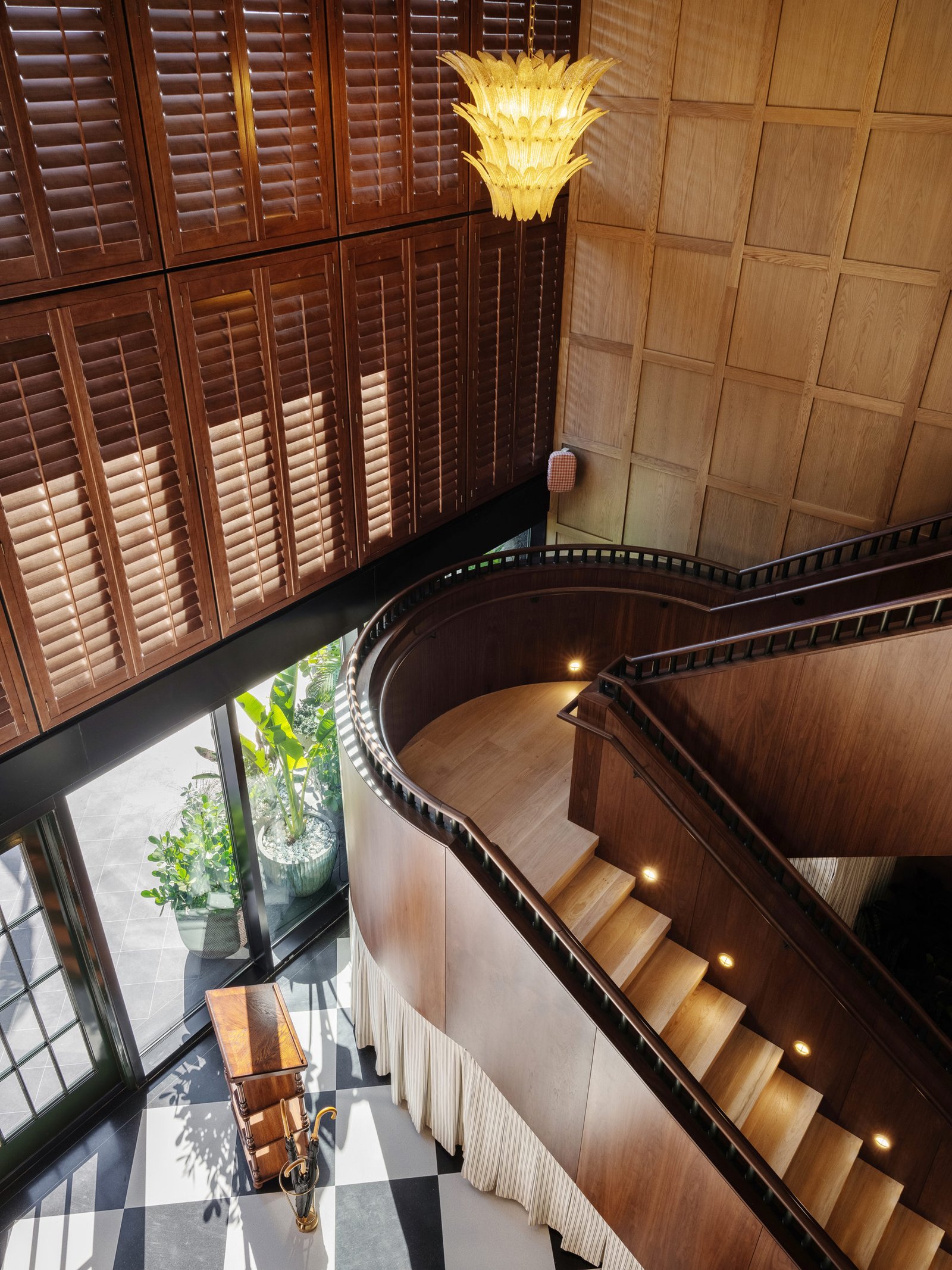 Palihouse Hyde Park Village, vibe