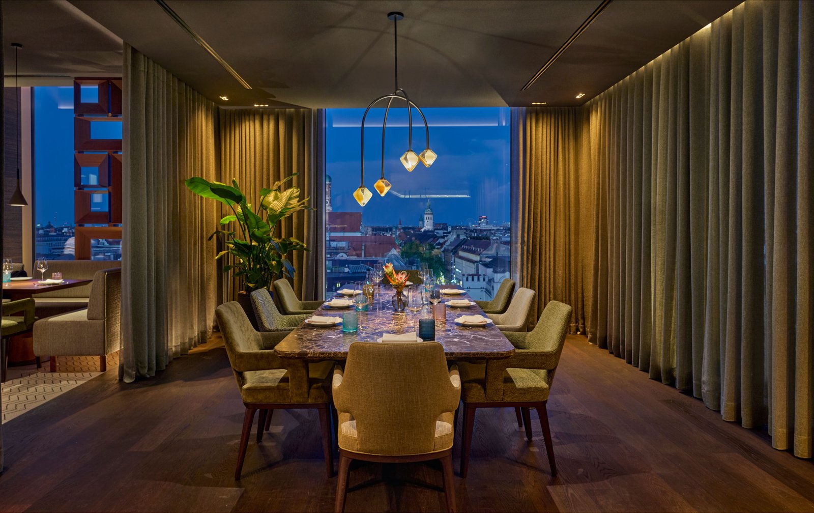 Koenigshof, a Luxury Collection Hotel, Munich, eat & drink