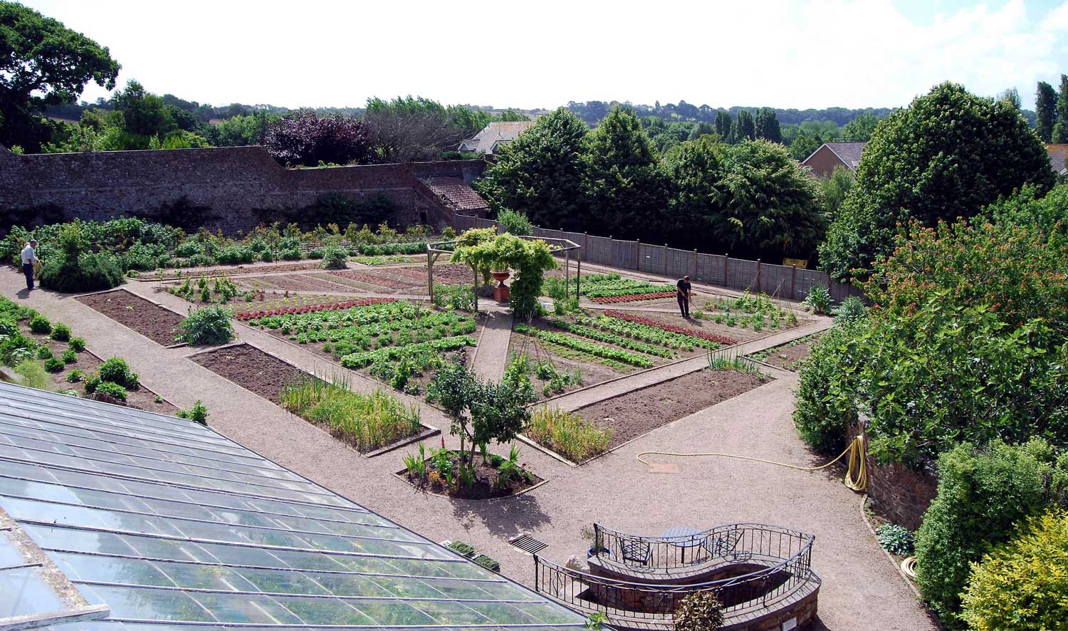 Longueville Manor Hotel and Restaurant, vibe