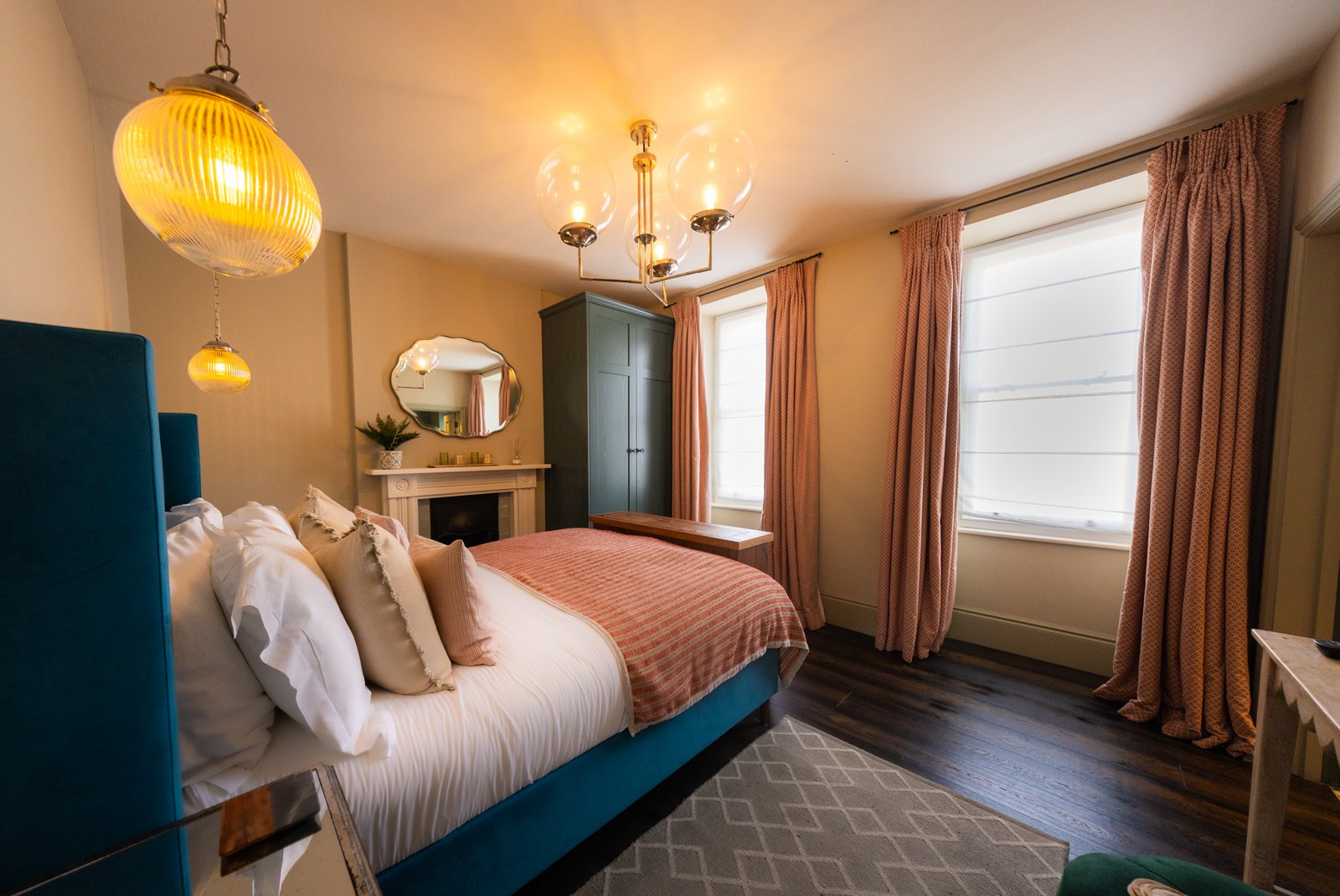 The Blonde Hedgehog Hotel, rooms