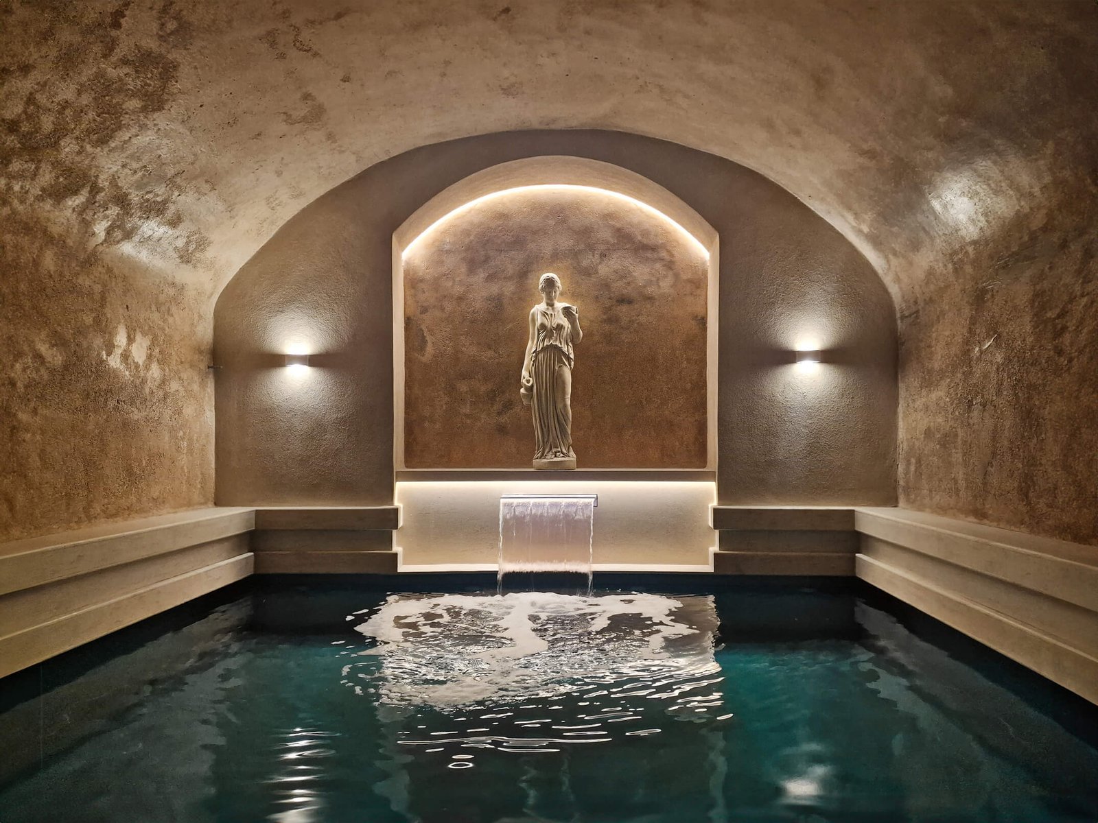 Argini Syros, the pool