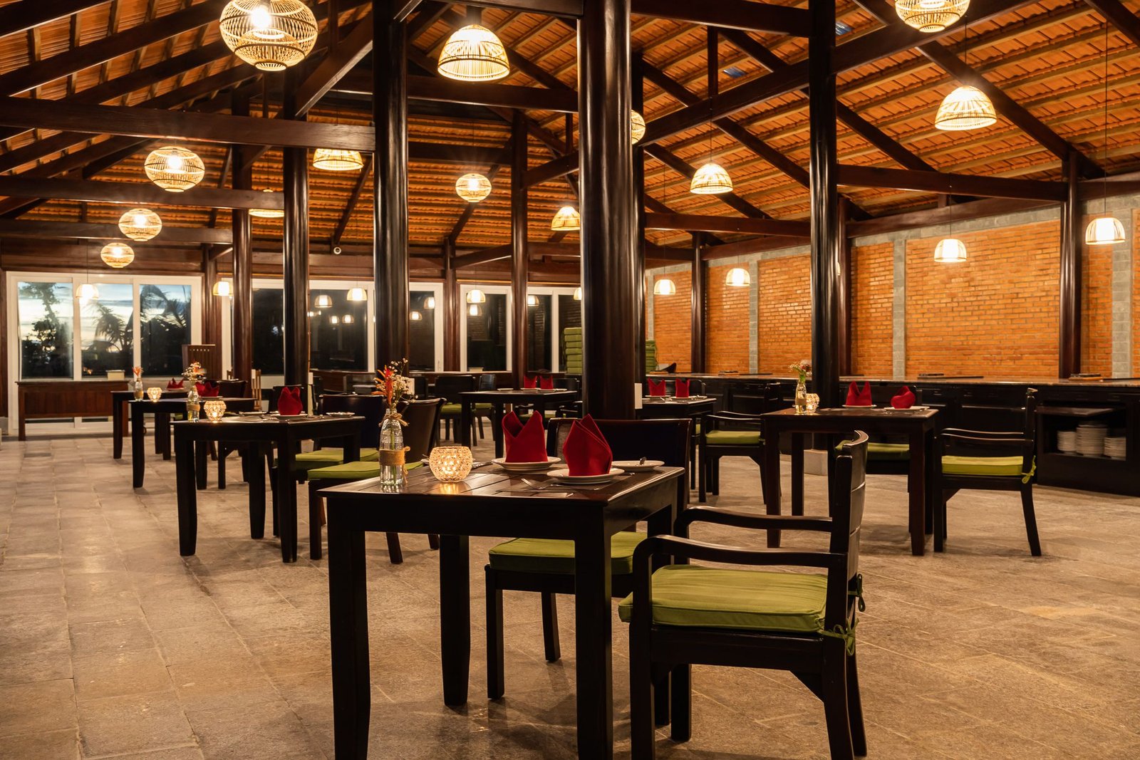 Sea Sense Resort, sunset restaurant