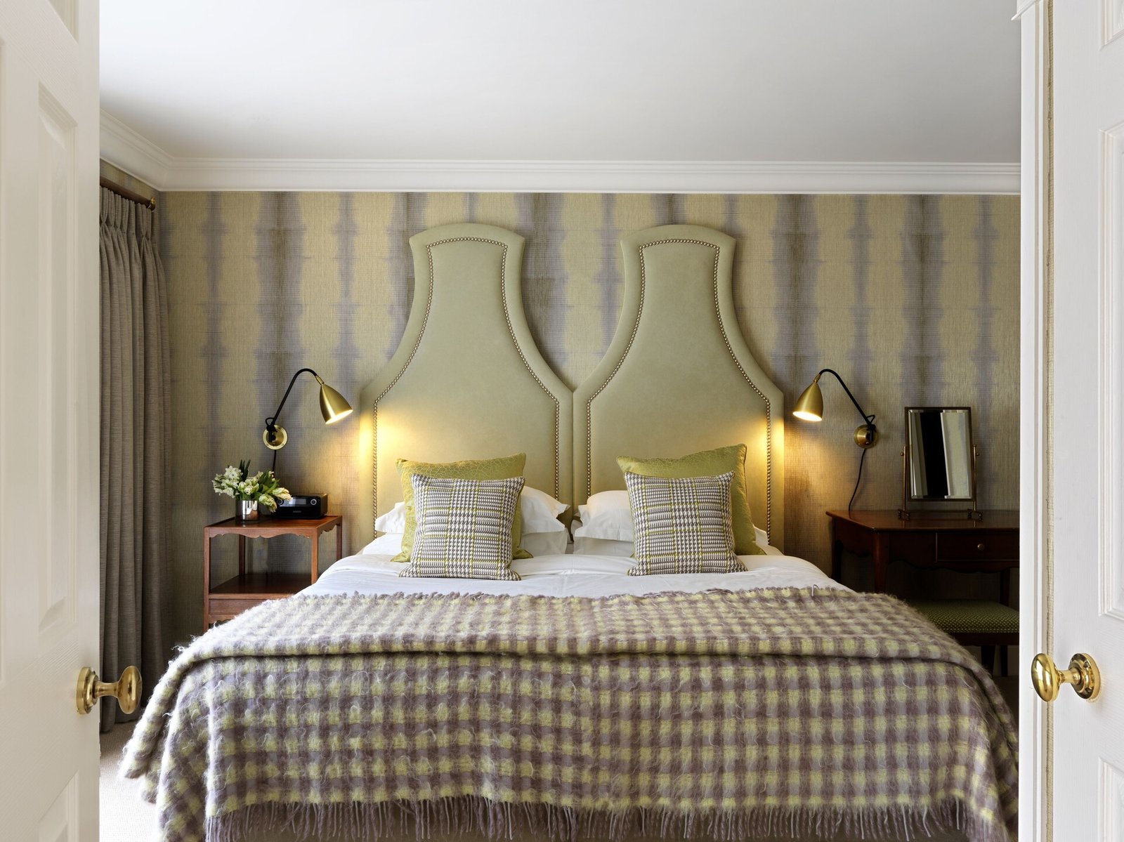 The Vineyard Hotel, rooms