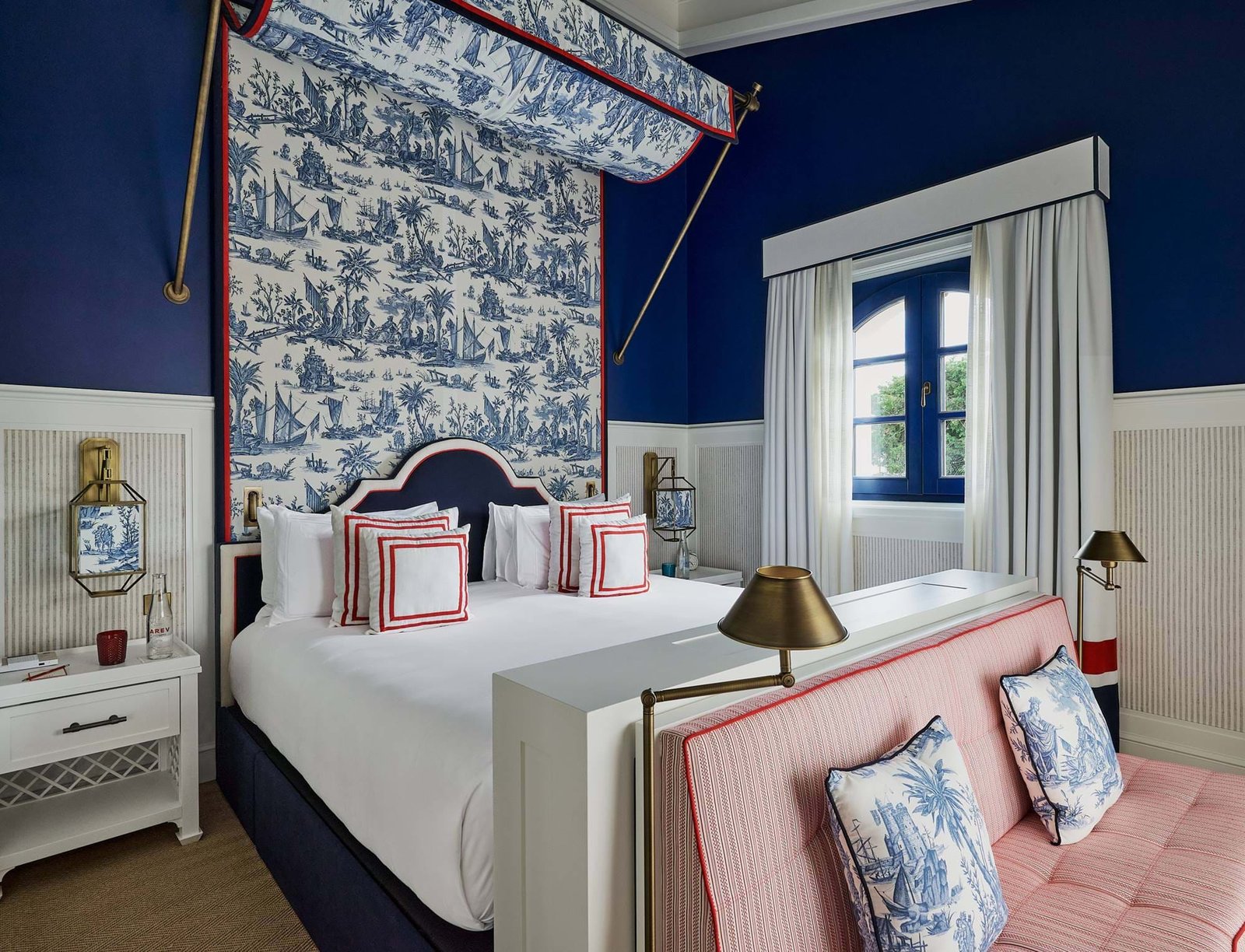 AREV St. Tropez, rooms