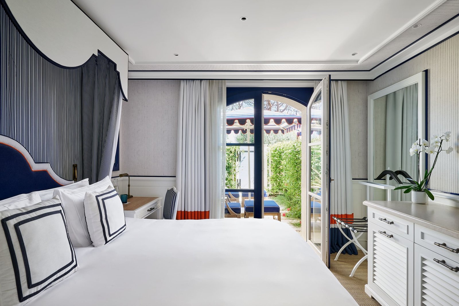 AREV St. Tropez, rooms