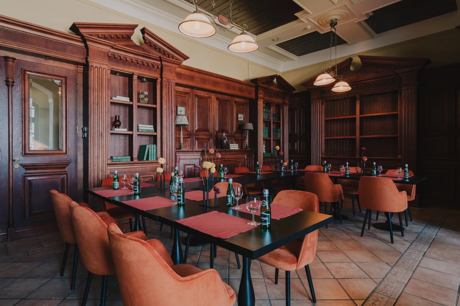 Zamek Łeba, restauracja neptun