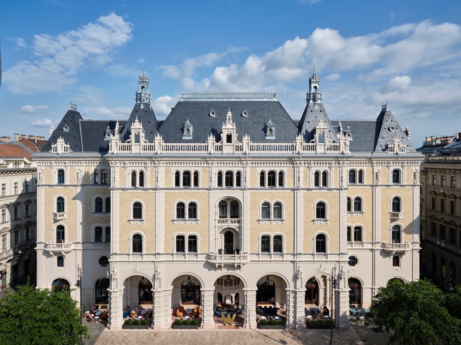 W Budapest, backstory