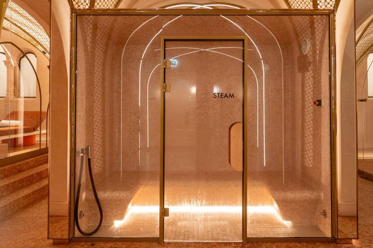 W Budapest, wellness