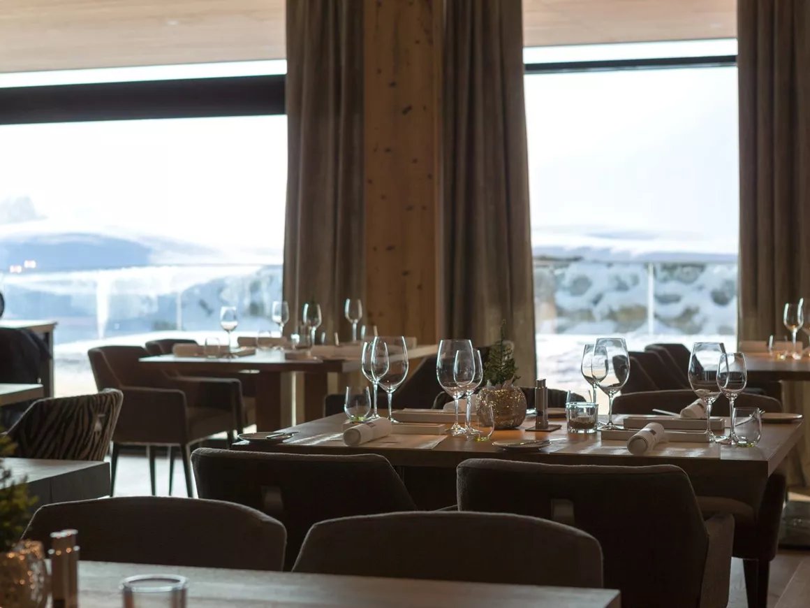 Sportresidenz Zillertal, at the table