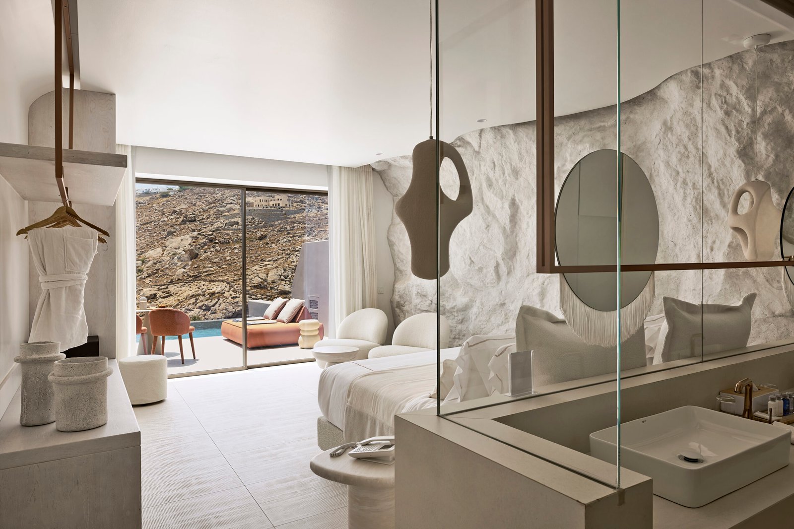 Ethereum Mykonos, rooms