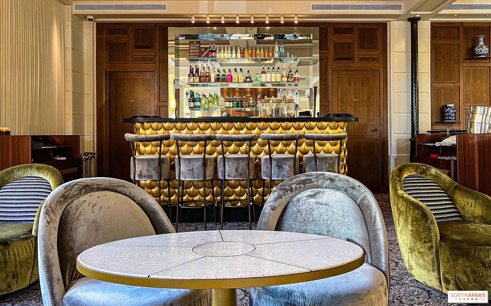 Hôtel Les Lumières, eat & drink